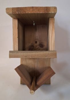 PINDABOTER VOEDERHUISJE HOUT